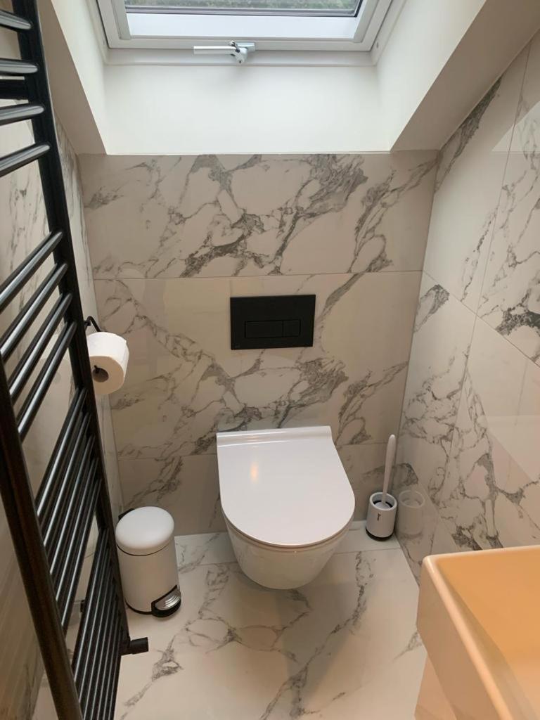 One Bedroom Apartament Londra
